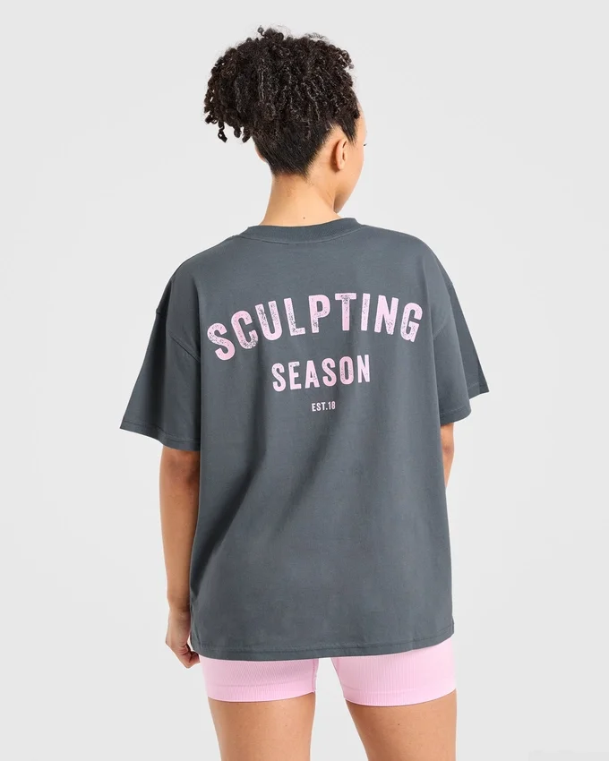 Sculpting Season oversized T-shirt