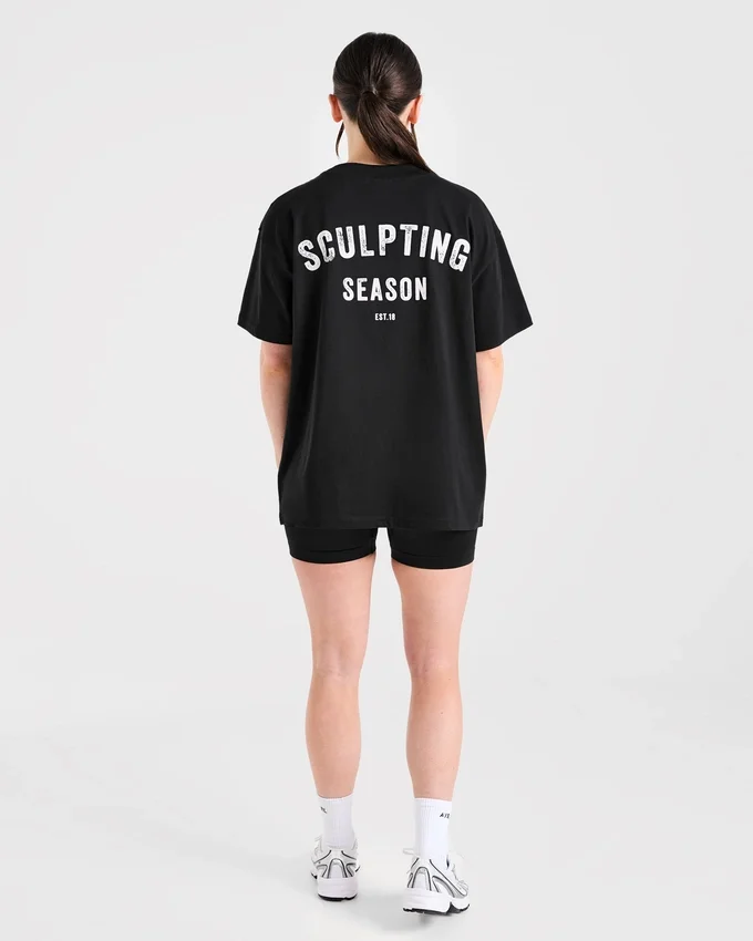 Sculpting Season oversized T-shirt