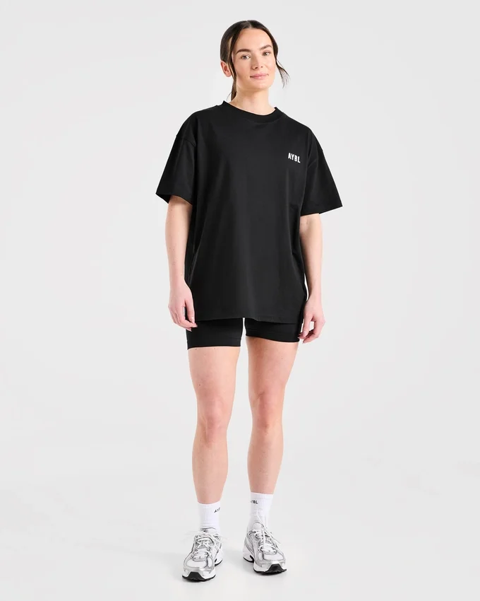 Sculpting Season oversized T-shirt