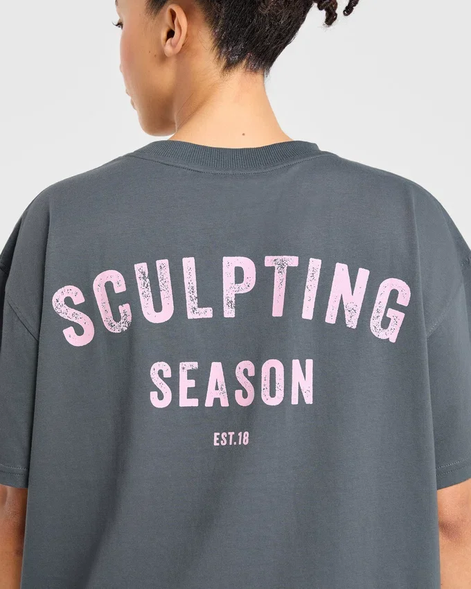 Sculpting Season oversized T-shirt