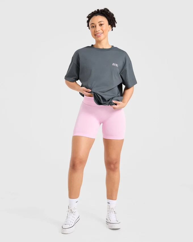 Sculpting Season oversized T-shirt