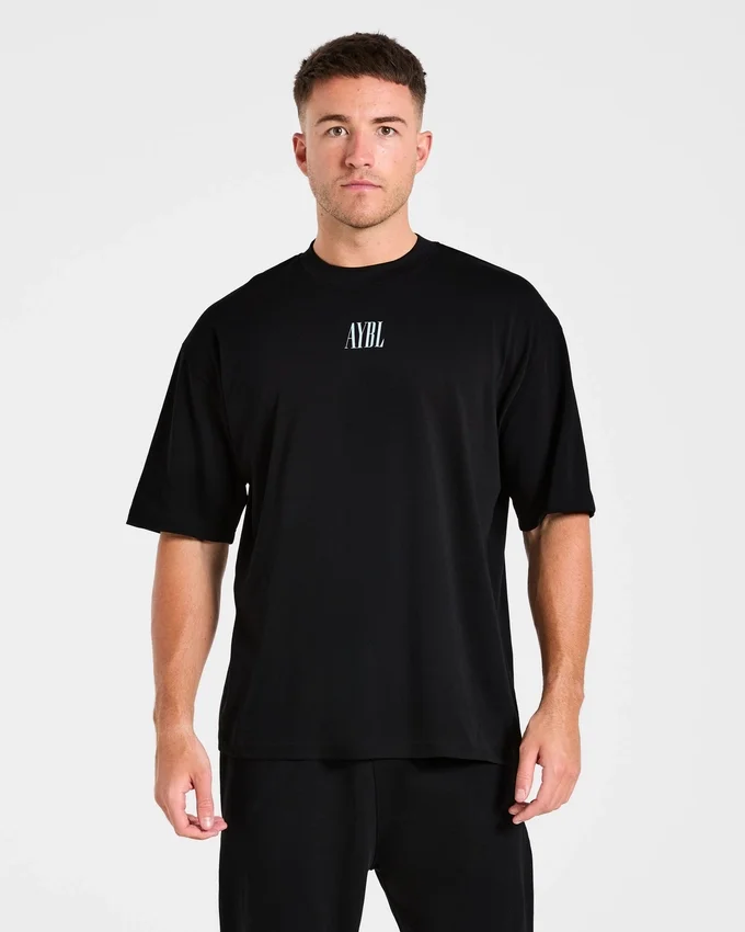 Strength Of Titans oversized T-shirt