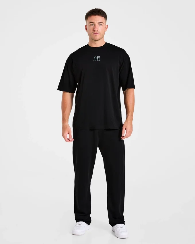 Strength Of Titans oversized T-shirt