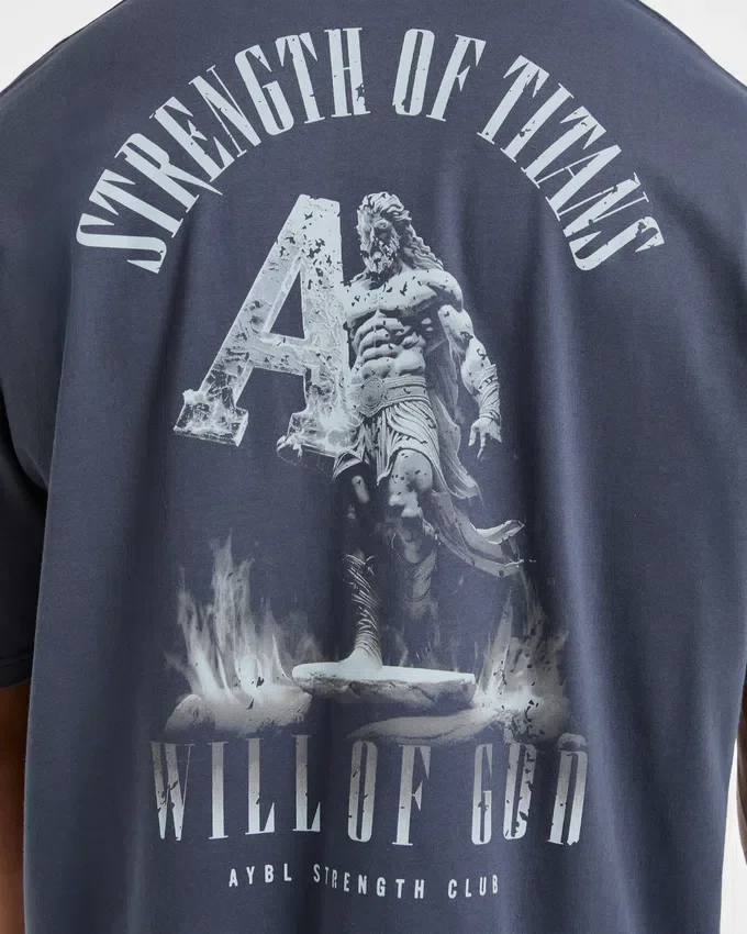 Strength Of Titans oversized T-shirt