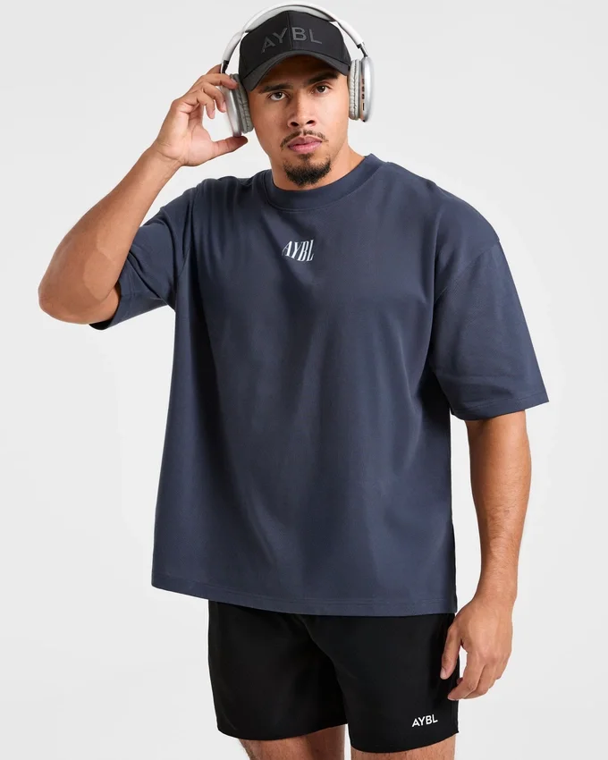 Strength Of Titans oversized T-shirt