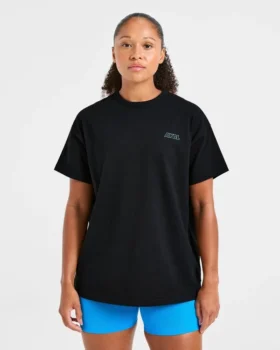 ‘Strength Starts Here’ oversized T-shirt